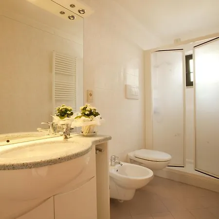 Hotel Rely Brenzone sul Garda