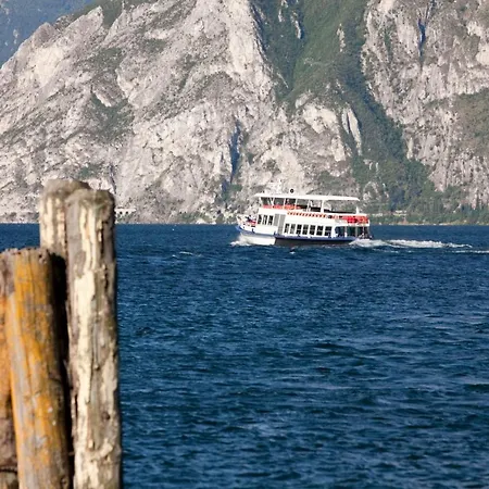 Rely Brenzone sul Garda