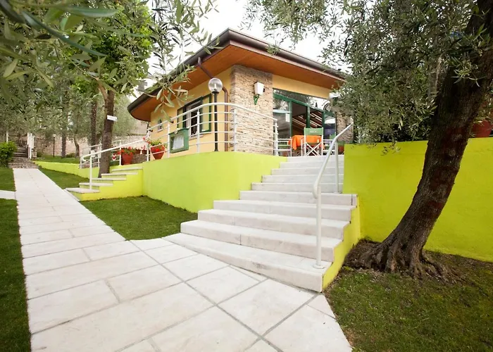 Rely 3* 브렌조네 술 가르다