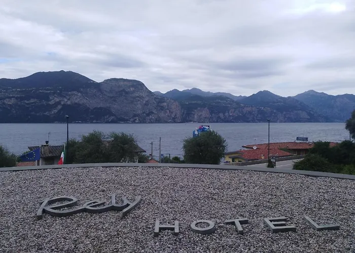 Rely 브렌조네 술 가르다